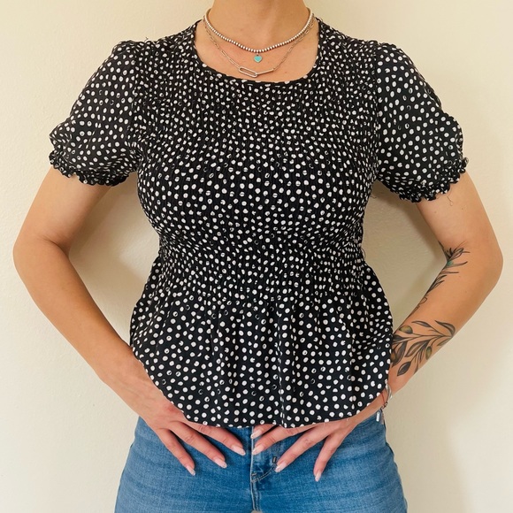 Urban outfitters romantics polka dot print t-shirt blouse puff sleeve top